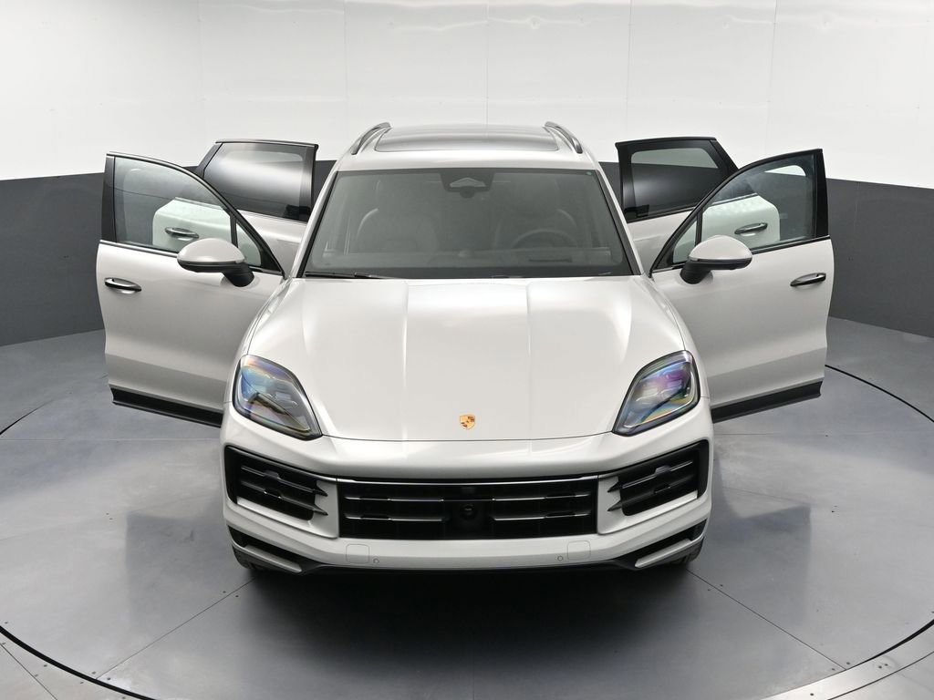 New 2026 Porsche Cayenne S image 35