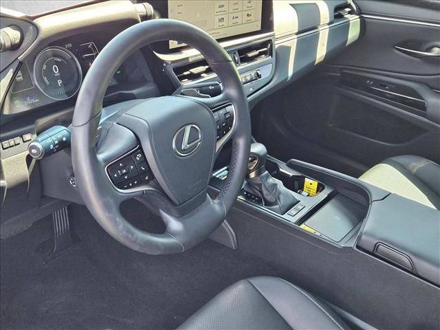 Used 2024 Lexus ES 300h w/ Premium Package FWD image 10