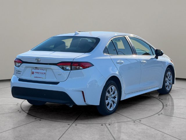 Certified 2025 Toyota Corolla LE FWD image 6
