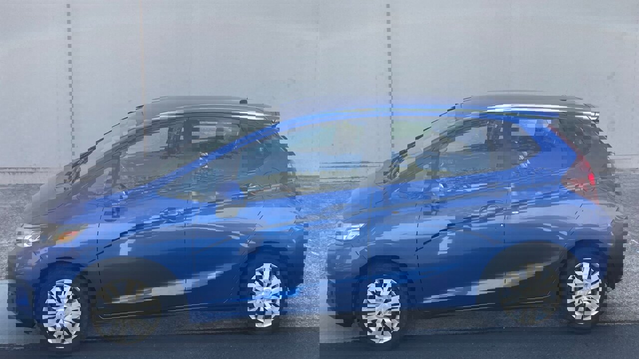 Used 2016 Honda Fit LX image 2