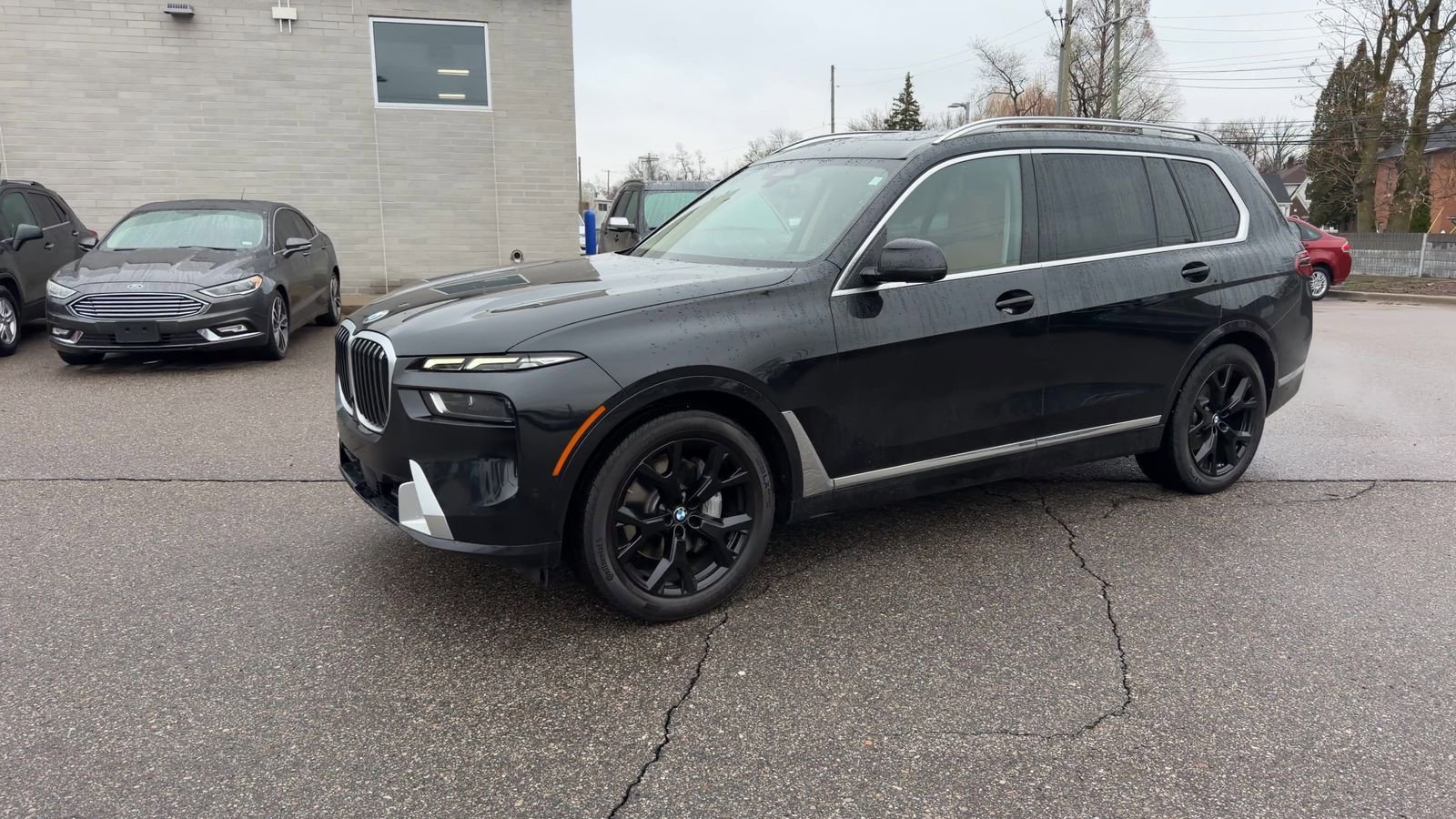 Used 2023 BMW X7 xDrive40i w/ Premium Package AWD/4WD image 6