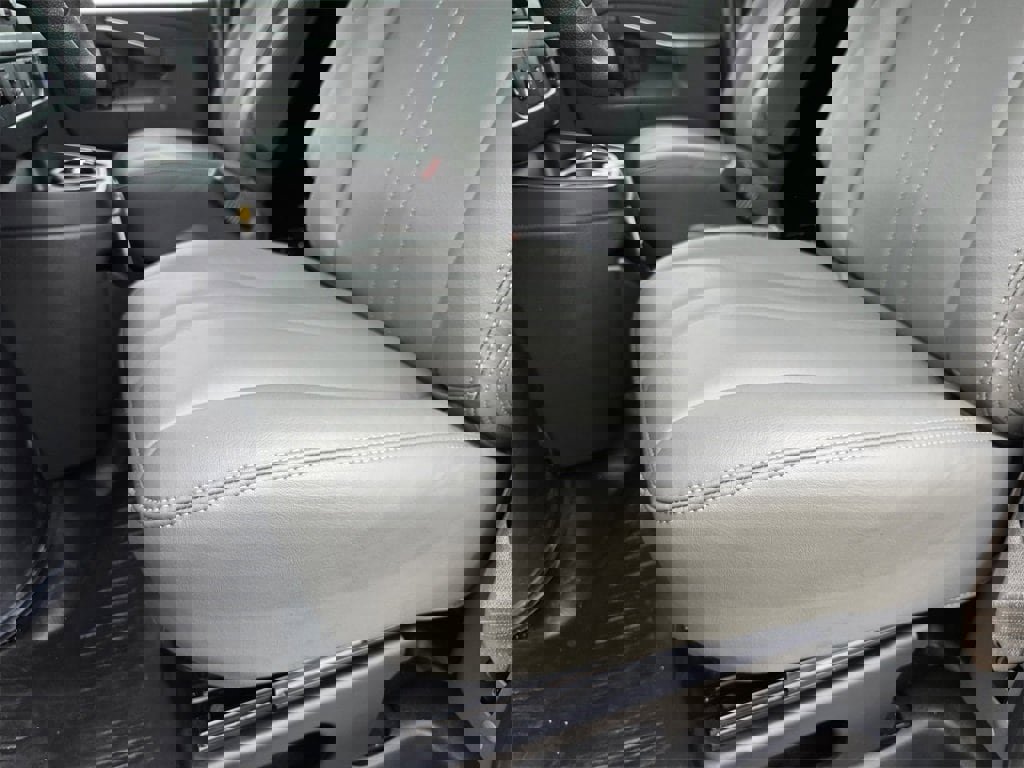 New 2025 Chevrolet Express 2500 w/ Communications Package image 12