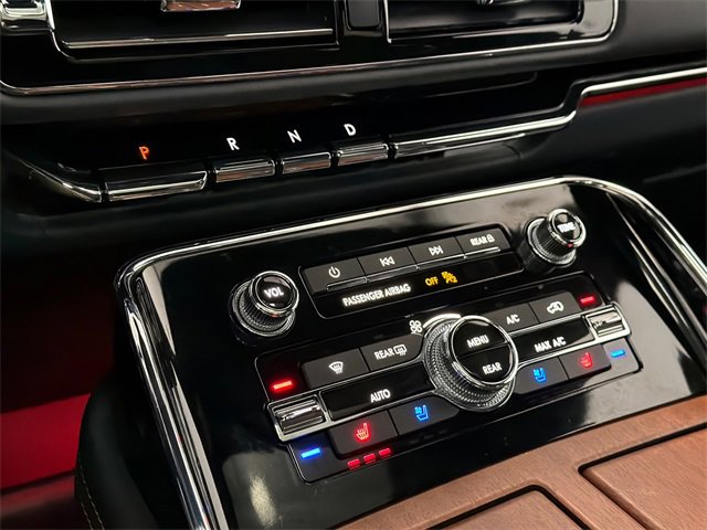 Used 2023 Lincoln Navigator Black Label image 32