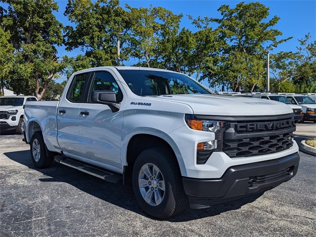 New 2025 Chevrolet Silverado 1500 W/T w/ Trailering Package