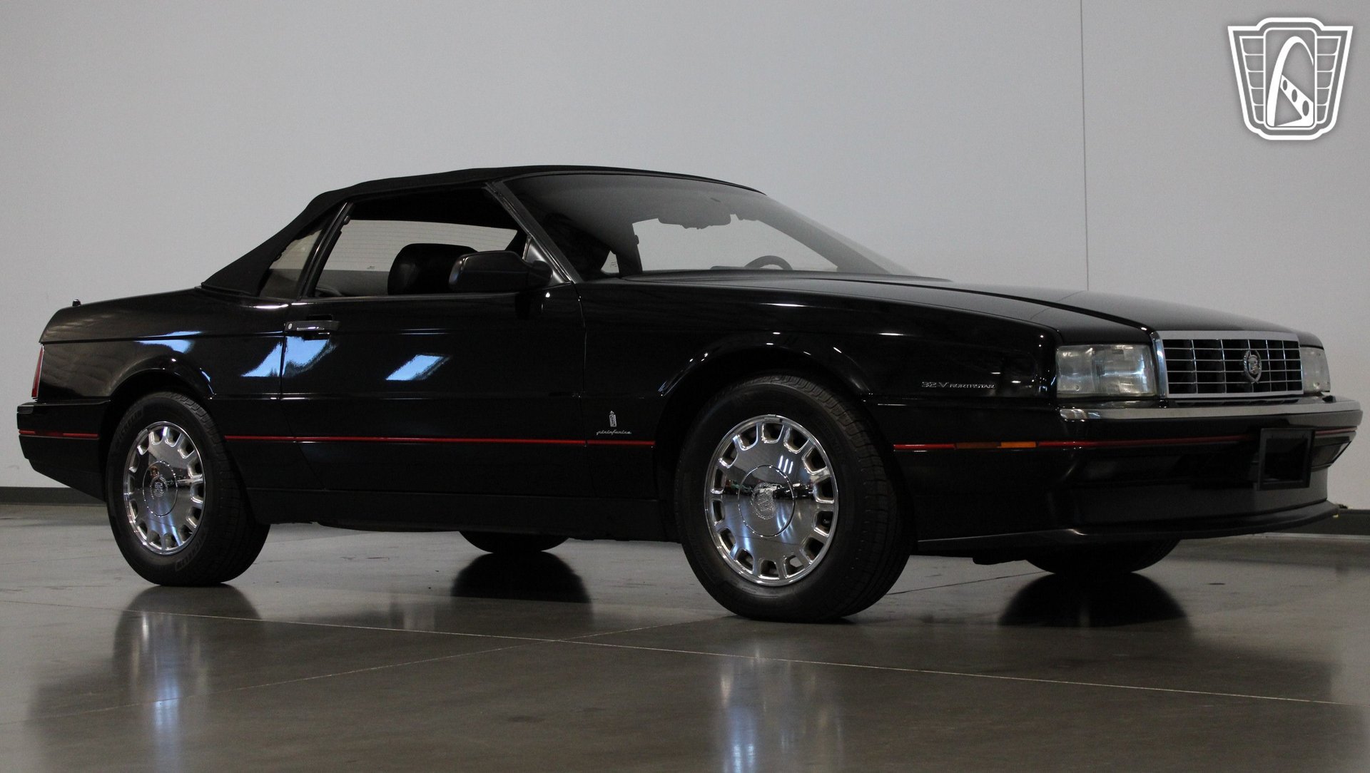 Used 1993 Cadillac Allante FWD image 31