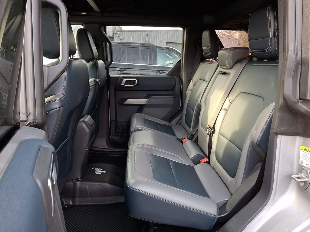 Used 2021 Ford Bronco Outer Banks image 10