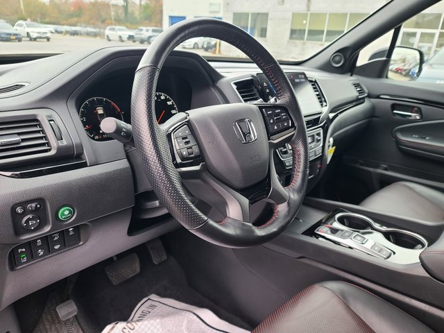 Used 2024 Honda Ridgeline Black Edition image 7