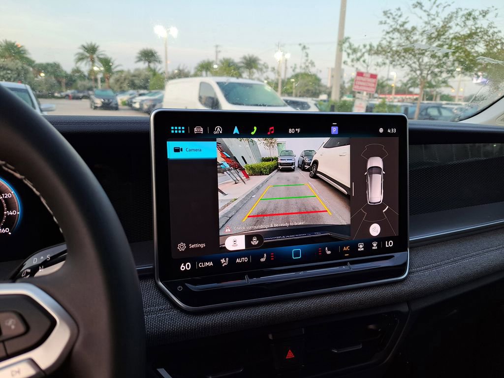 New 2026 Volkswagen Tiguan S image 10