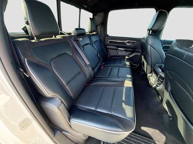 Used 2025 RAM 1500 Laramie AWD/4WD image 29
