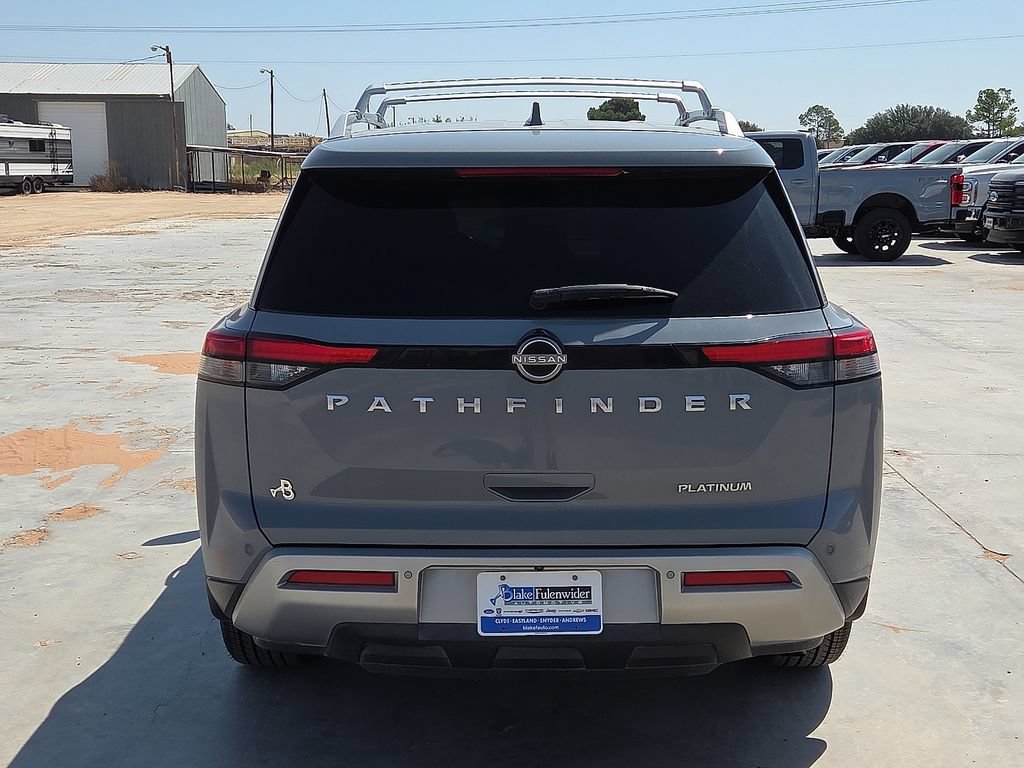 Used 2022 Nissan Pathfinder Platinum w/ Cargo Package FWD image 4