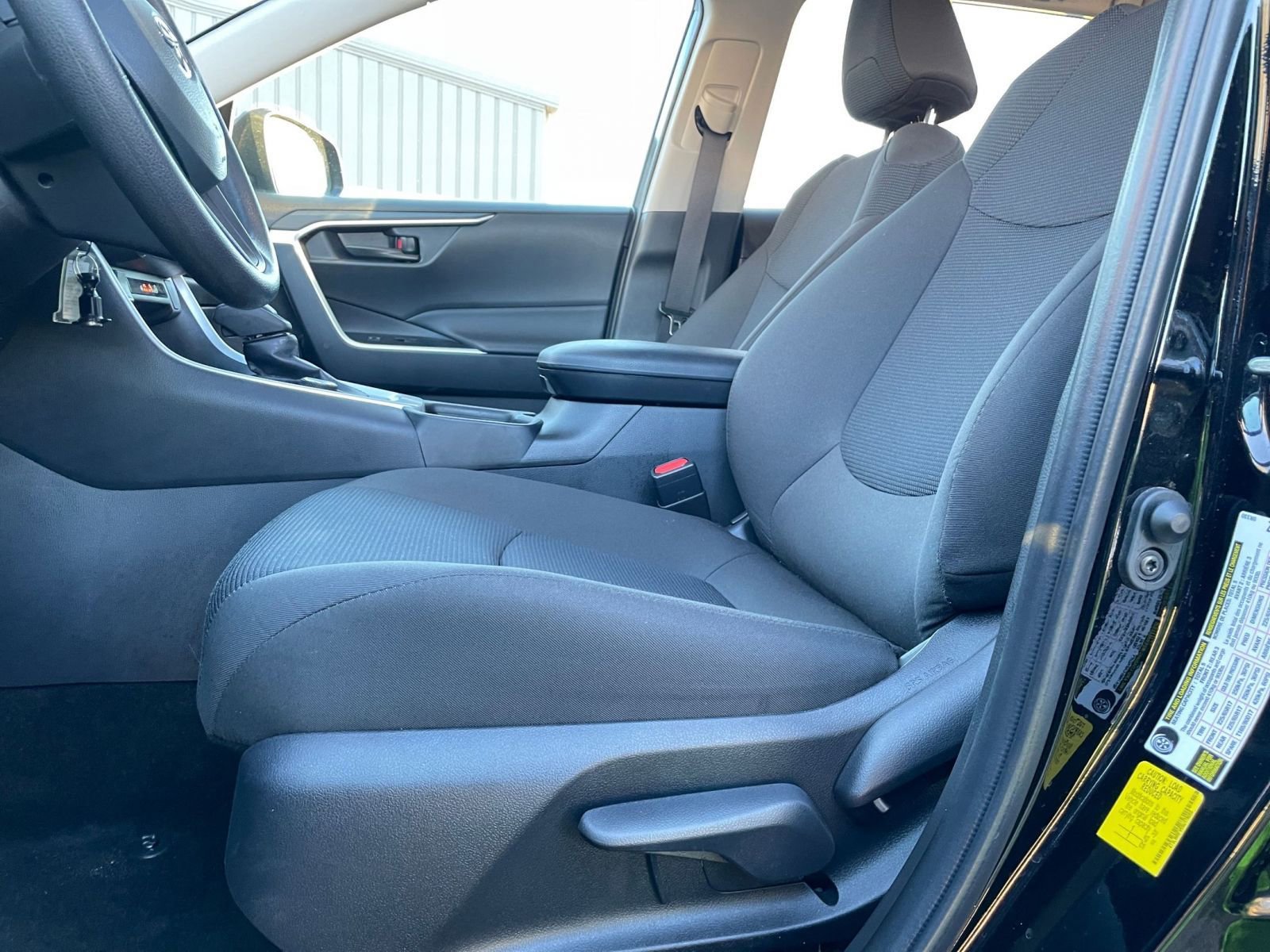 Used 2025 Toyota RAV4 LE image 25