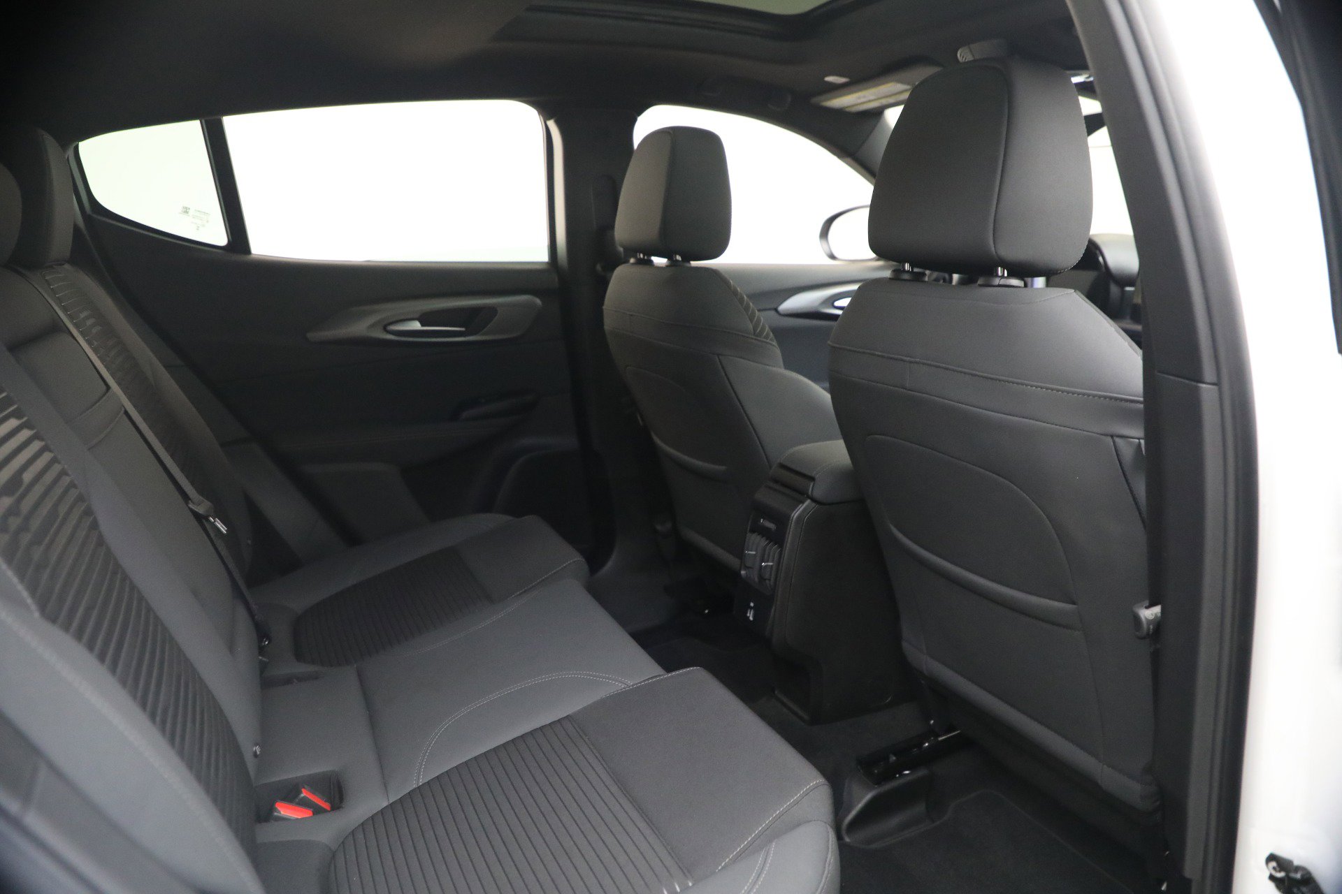 Used 2025 Alfa Romeo Tonale image 21