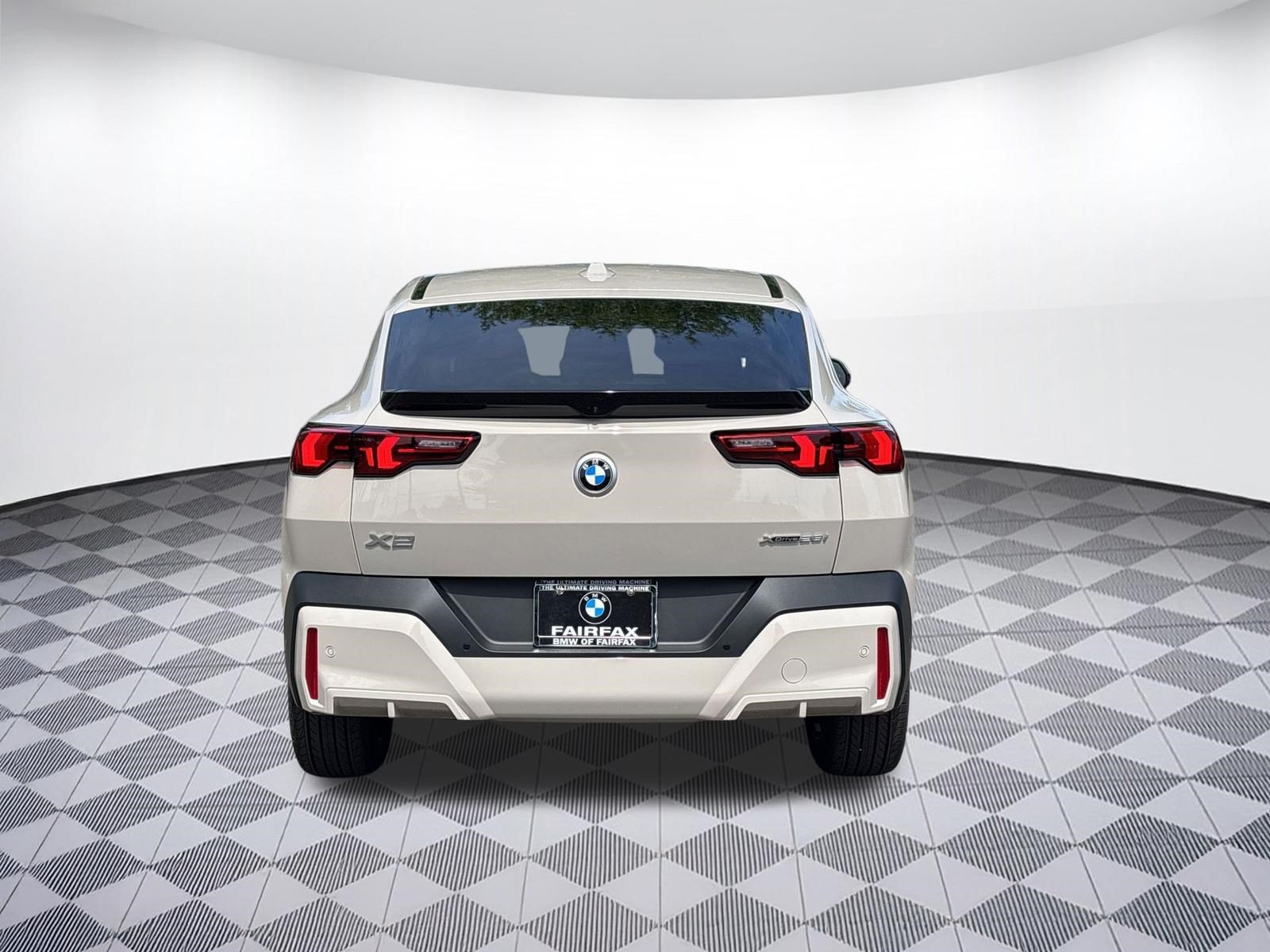 New 2026 BMW X2 xDrive28i w/ Technology Package AWD/4WD image 10