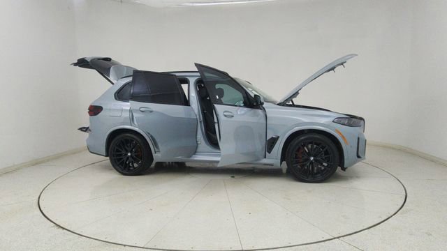 Used 2025 BMW X5 xDrive40i w/ M Sport Package image 76