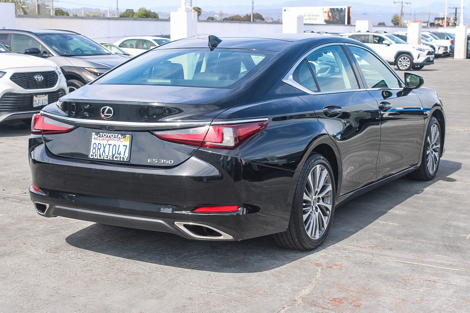 Used 2020 Lexus ES 350 w/ Premium Package image 9