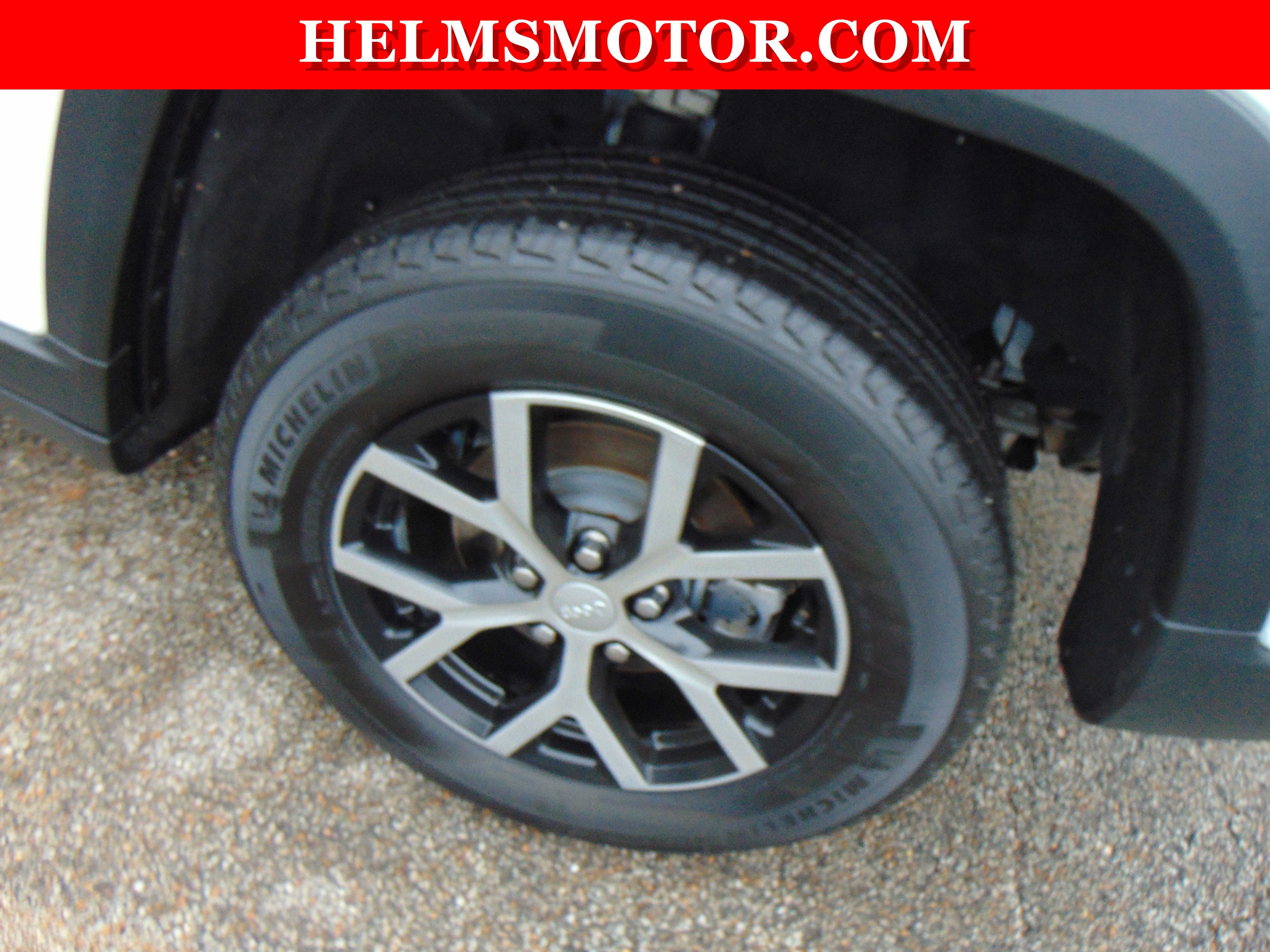 Certified 2024 Jeep Grand Cherokee Limited image 34