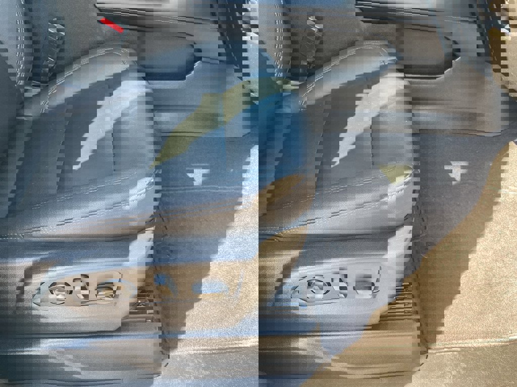 Used 2022 Chevrolet Tahoe Z71 w/ Z71 Off-Road Package image 24