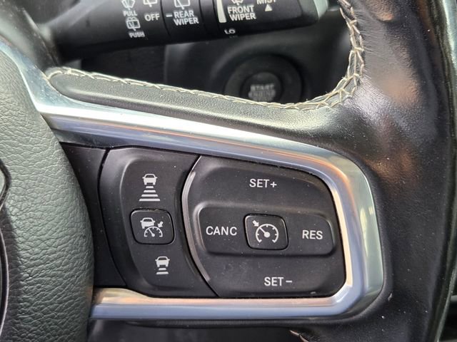 Used 2020 Jeep Wrangler Unlimited Sahara image 11