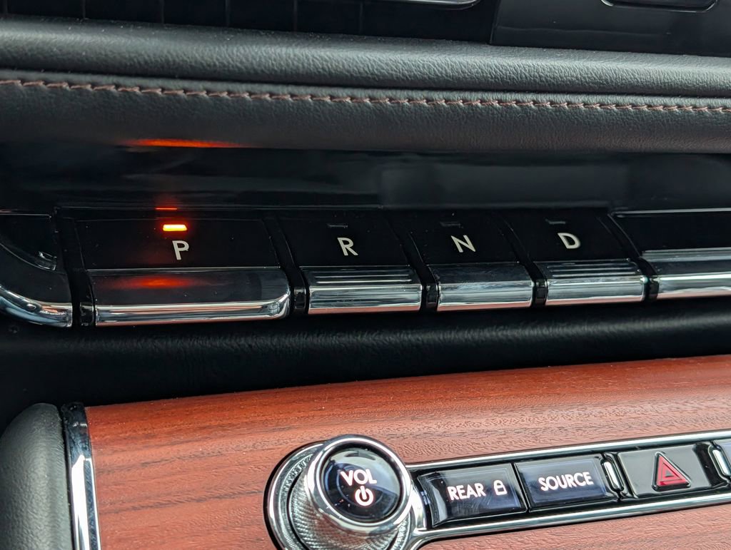 Used 2021 Lincoln Aviator Grand Touring w/ Equipment Group 302A image 23