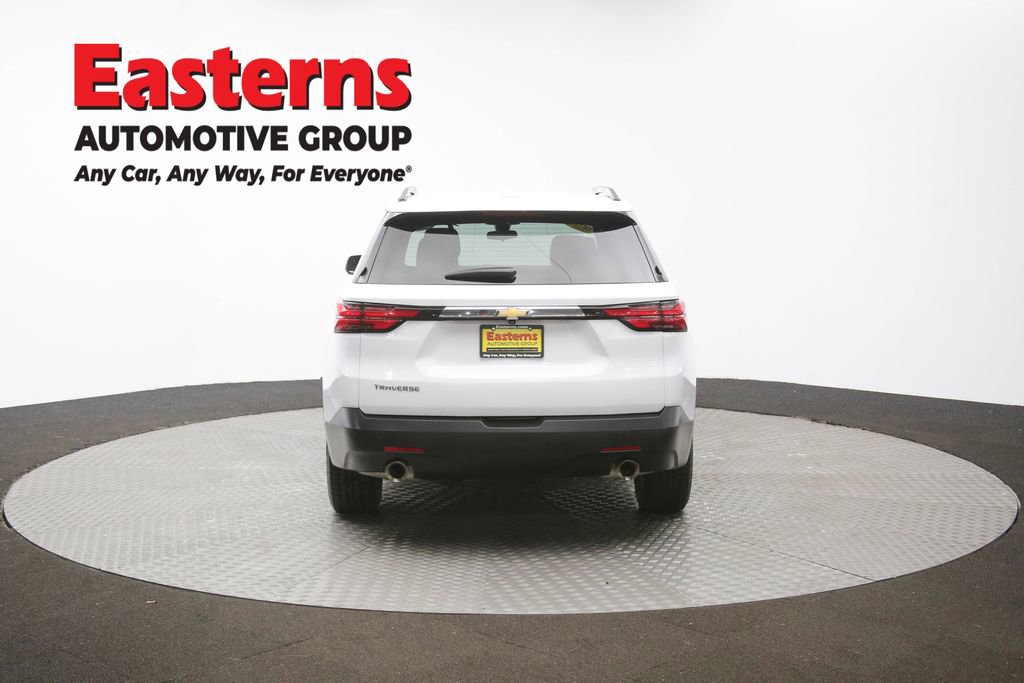 Used 2022 Chevrolet Traverse LT image 40