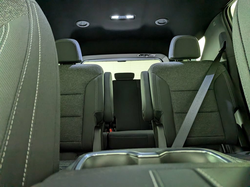 New 2026 Chevrolet Traverse LT w/ Driver Confidence Package AWD/4WD image 28