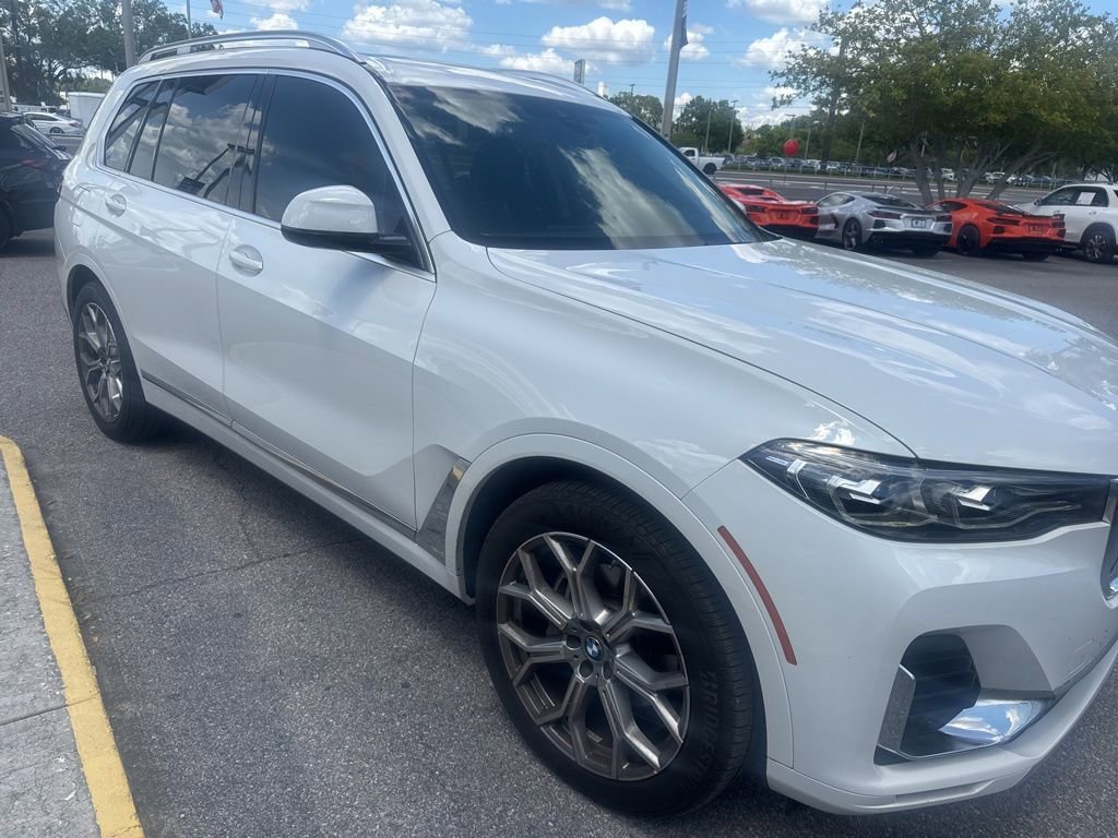 Used 2021 BMW X7 xDrive40i AWD/4WD image 3