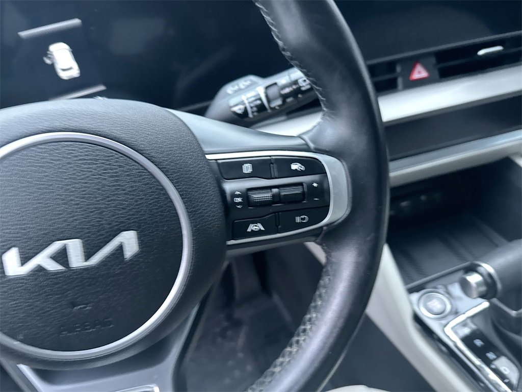 Used 2023 Kia Sportage EX image 18