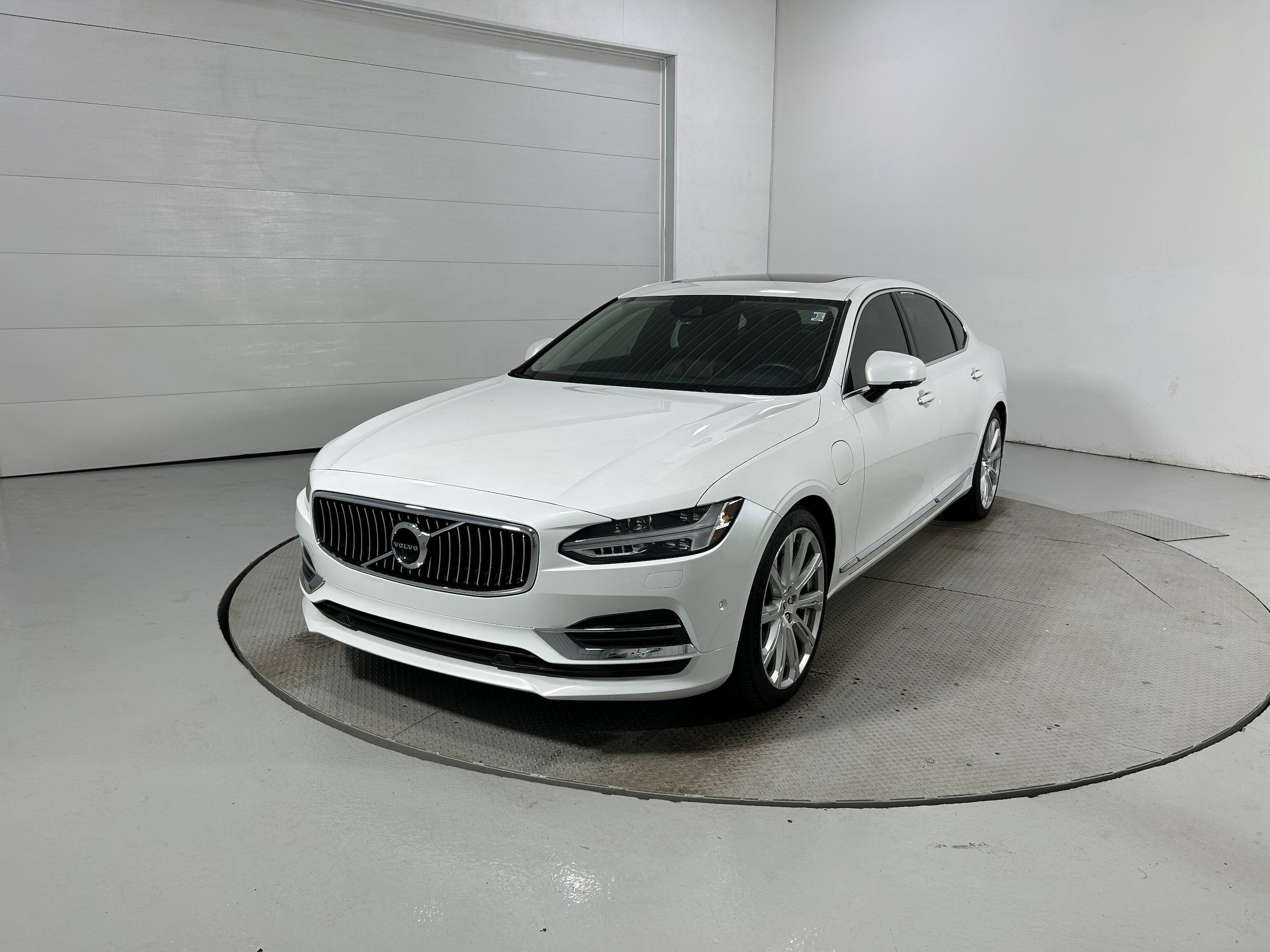 Used 2018 Volvo S90 T8 Inscription w/ Luxury Package AWD/4WD image 20