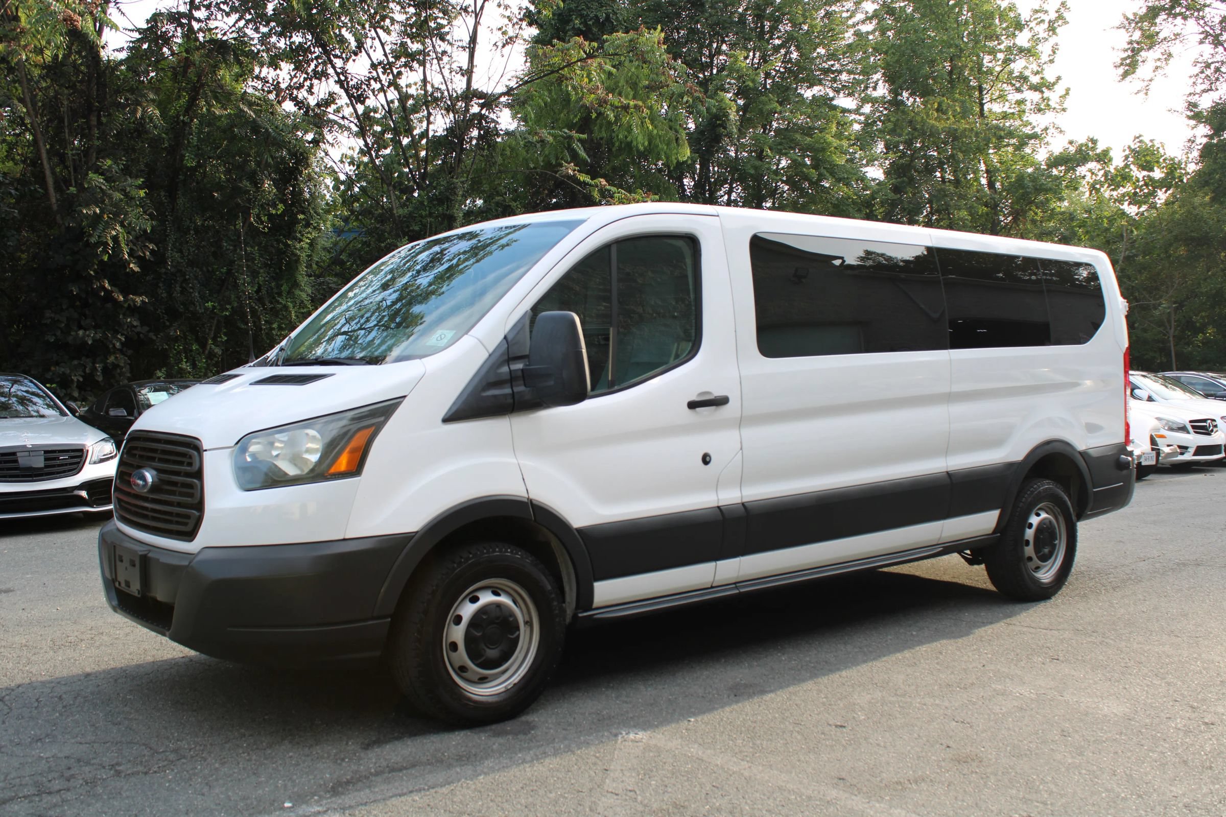Used 2016 Ford Transit 350 XL RWD image 3
