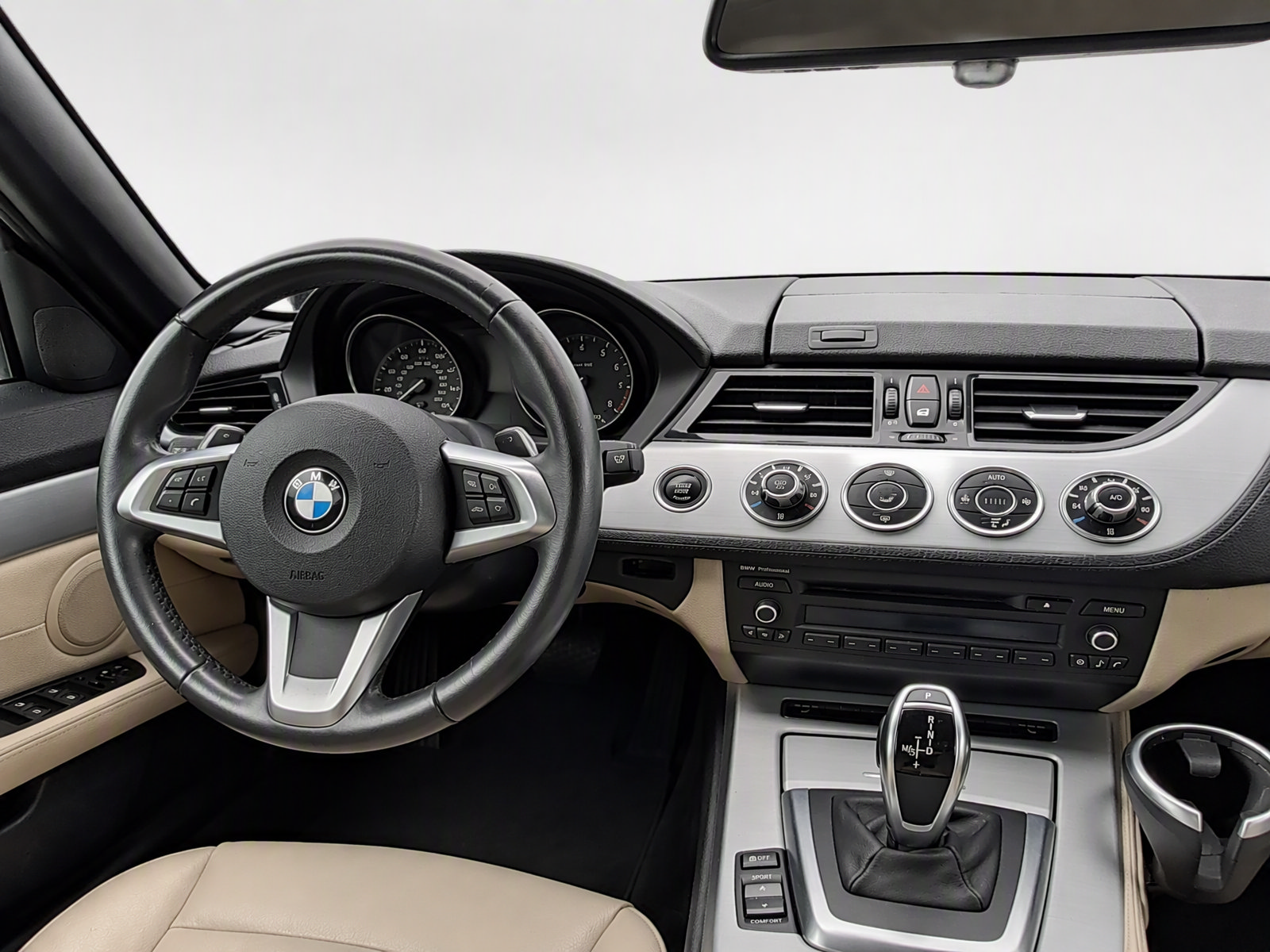 Used 2014 BMW Z4 sDrive28i RWD image 23