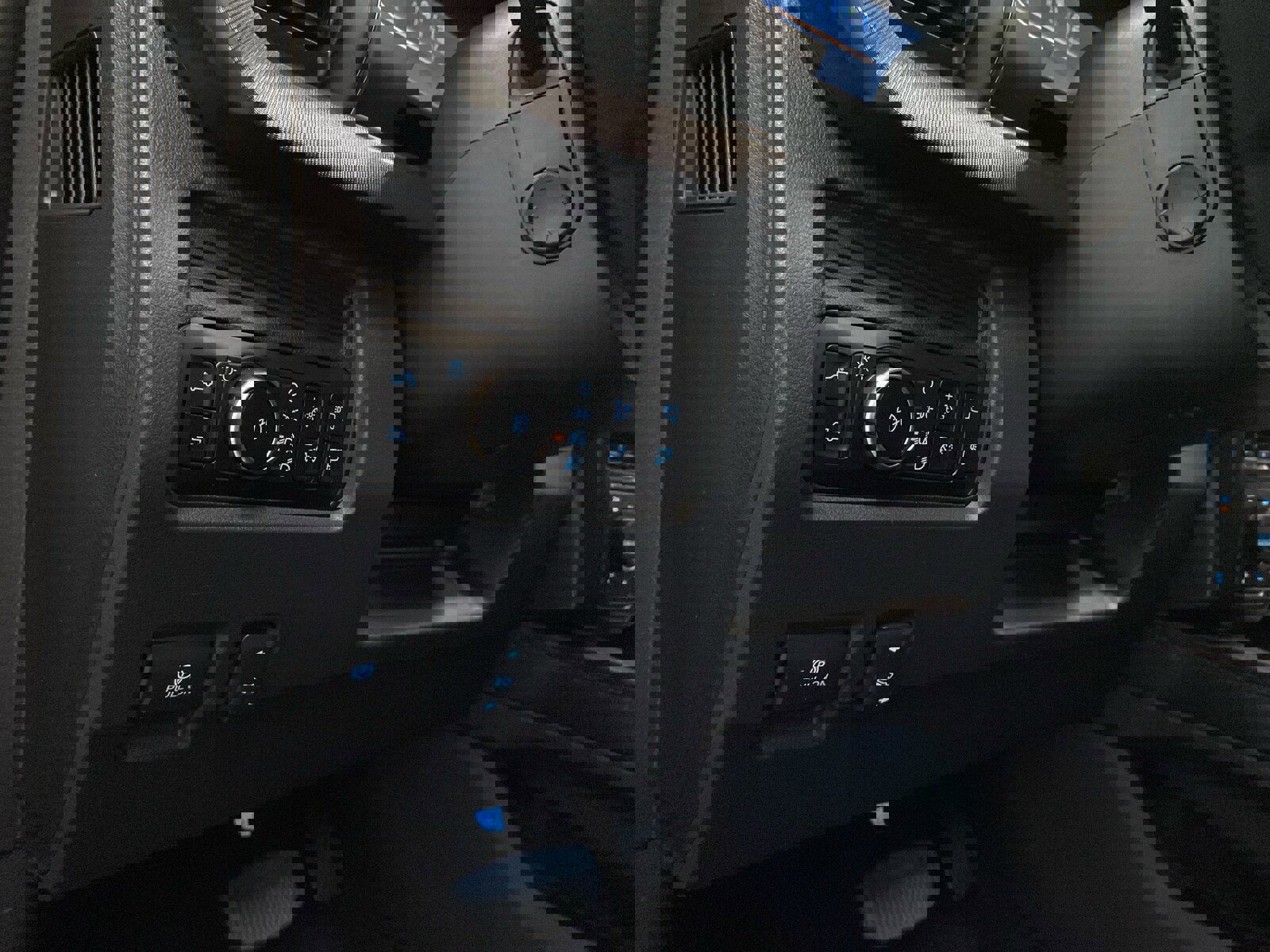 New 2026 Ford F350 Platinum image 41