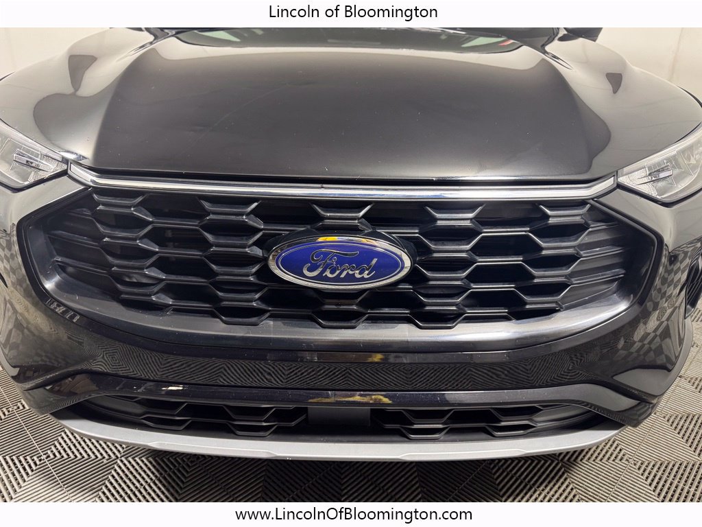 Used 2024 Ford Escape ST-Line w/ Tech Pack #1 AWD/4WD image 12