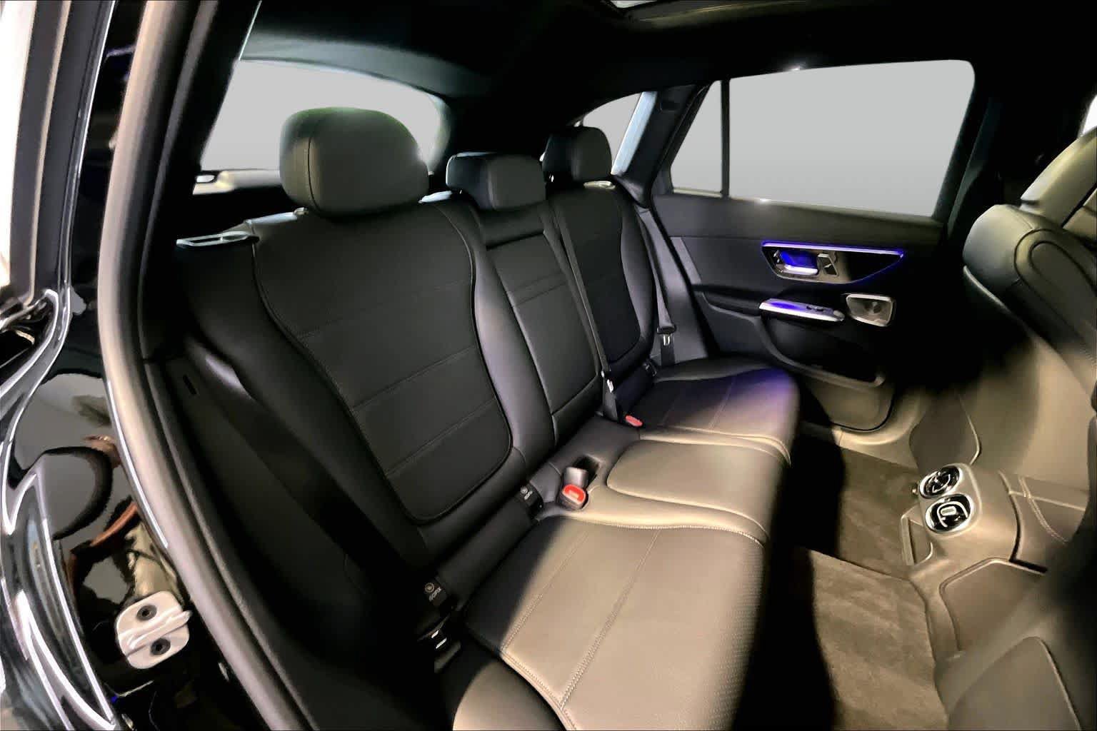 Used 2024 Mercedes-Benz GLC 300 4MATIC image 20