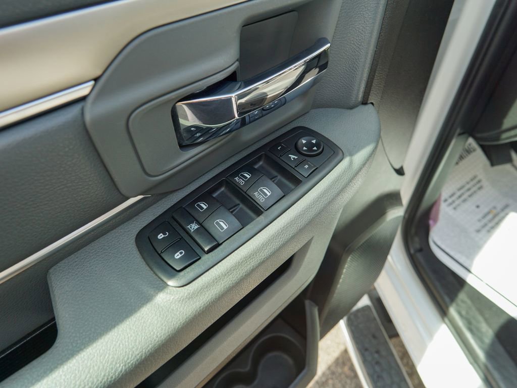 Used 2019 RAM 1500 Big Horn AWD/4WD image 18