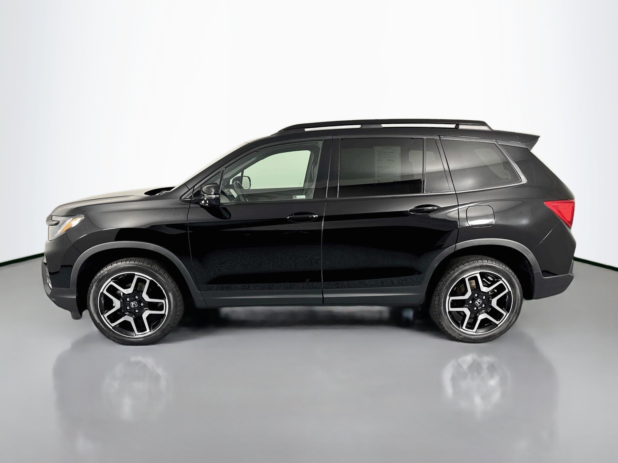 Certified 2022 Honda Passport Elite image 8