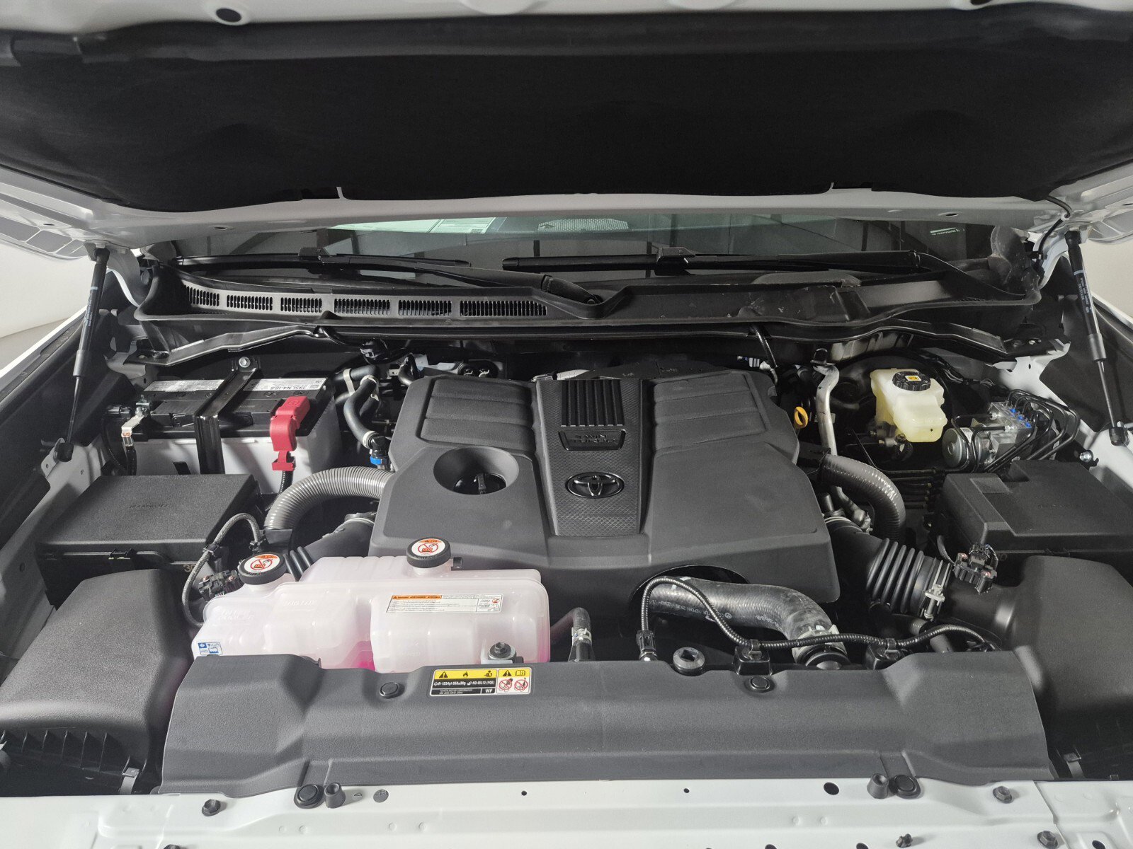 New 2026 Toyota Tundra SR5 image 9