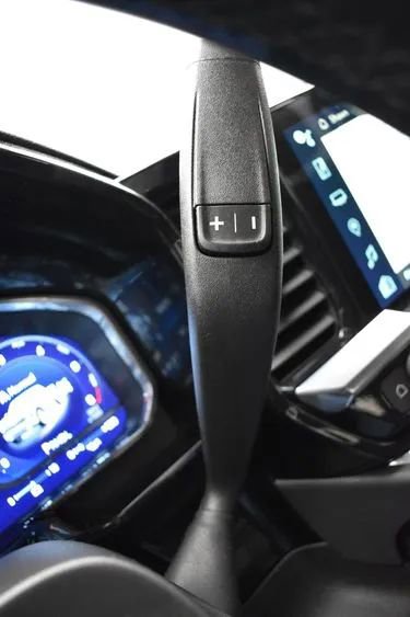 Used 2023 Chevrolet Silverado 1500 LT image 33