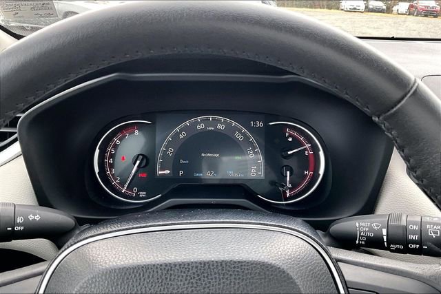 Used 2020 Toyota RAV4 Limited image 13