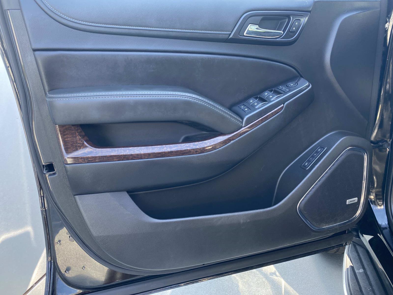 Used 2018 GMC Yukon XL SLT RWD image 16