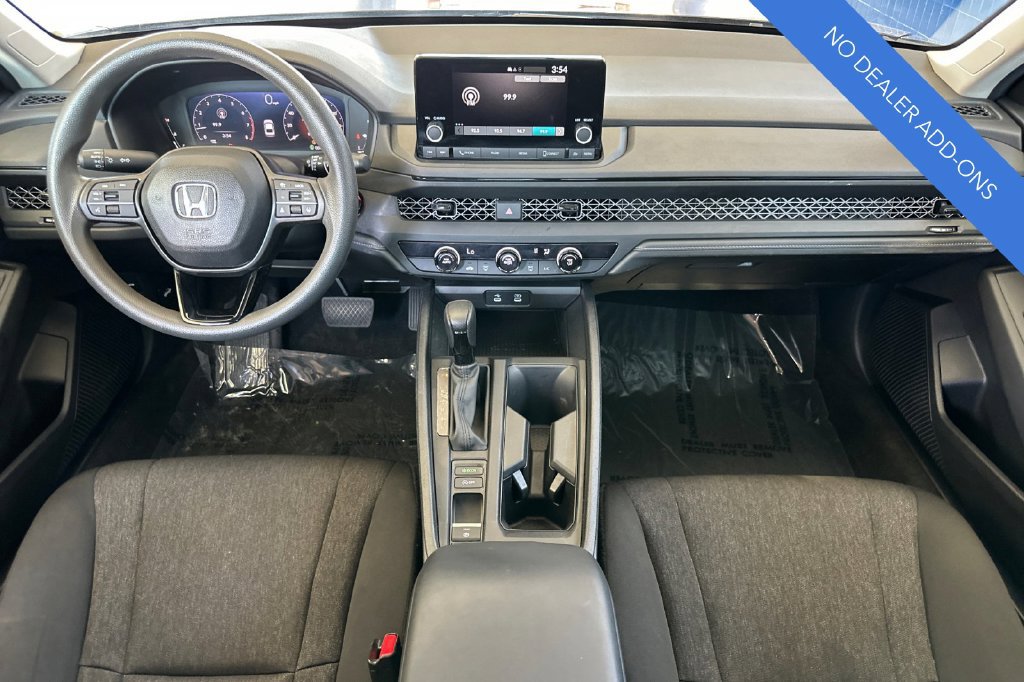 Certified 2025 Honda Accord LX image 15