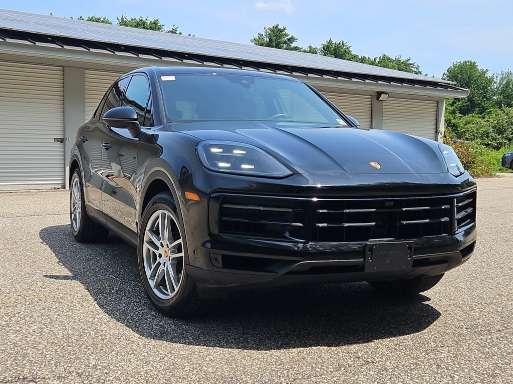 Certified 2024 Porsche Cayenne AWD/4WD image 9