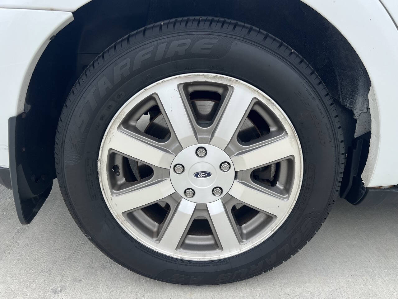 Used 2008 Ford Taurus SEL FWD image 22