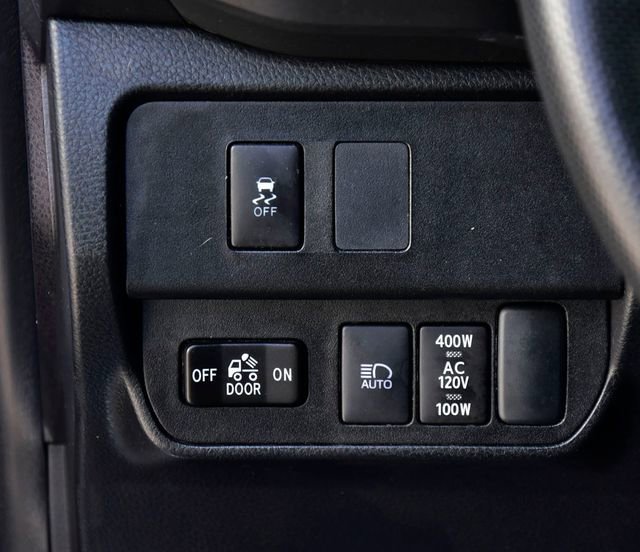 Used 2023 Toyota Tacoma TRD Off-Road AWD/4WD image 25