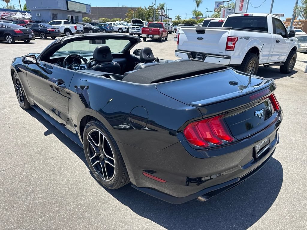 Used 2022 Ford Mustang Premium RWD image 16