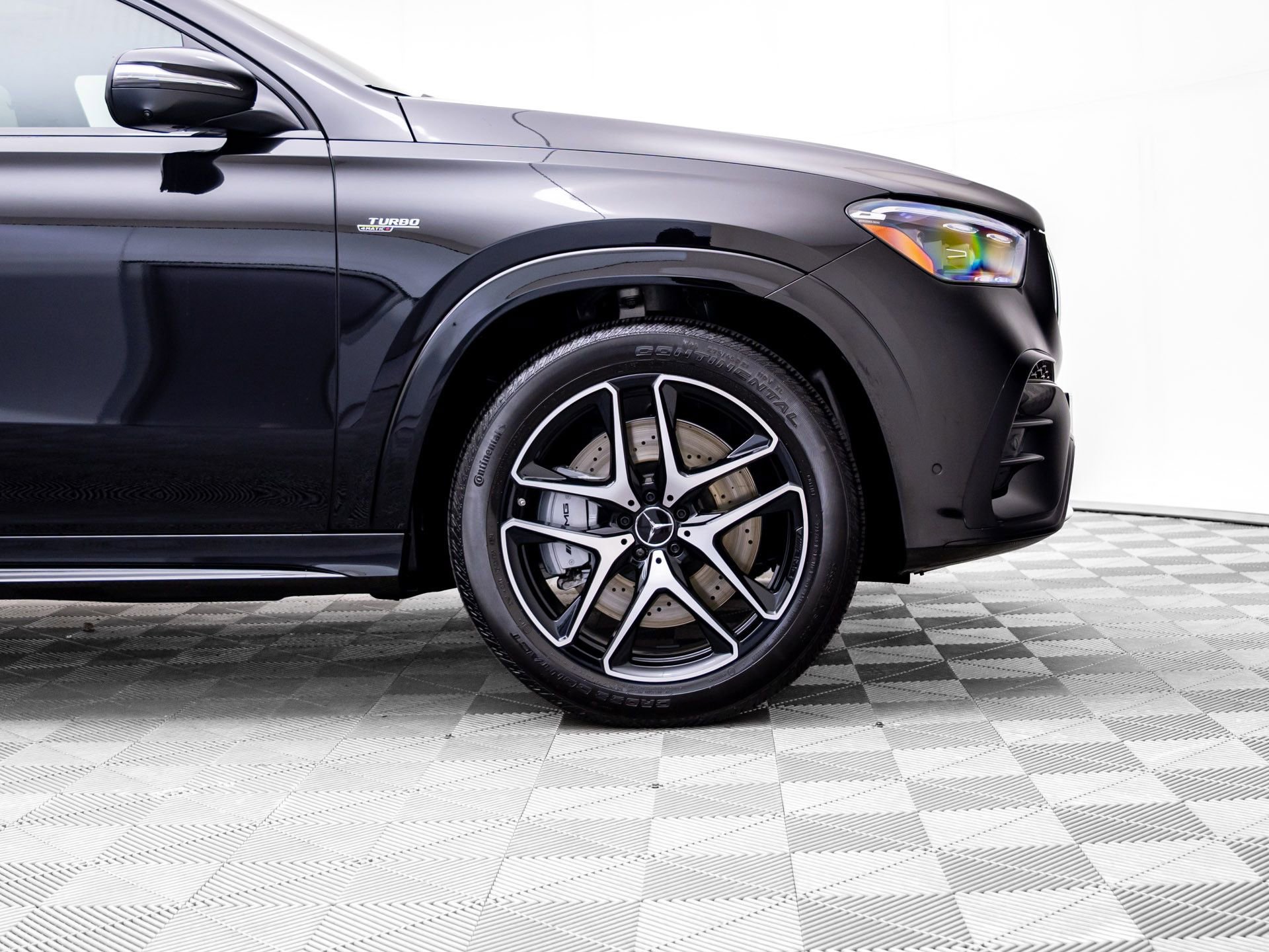 Used 2025 Mercedes-Benz GLE 53 AMG 4MATIC Coupe image 36