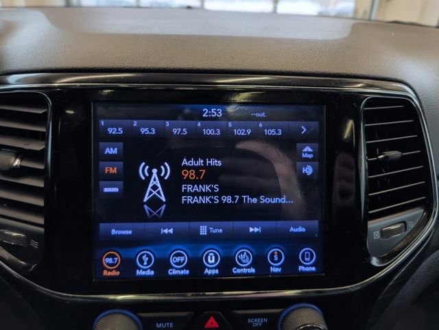 Used 2019 Jeep Grand Cherokee Altitude AWD/4WD image 25