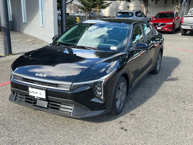 Certified 2025 Kia K4 LX image 3