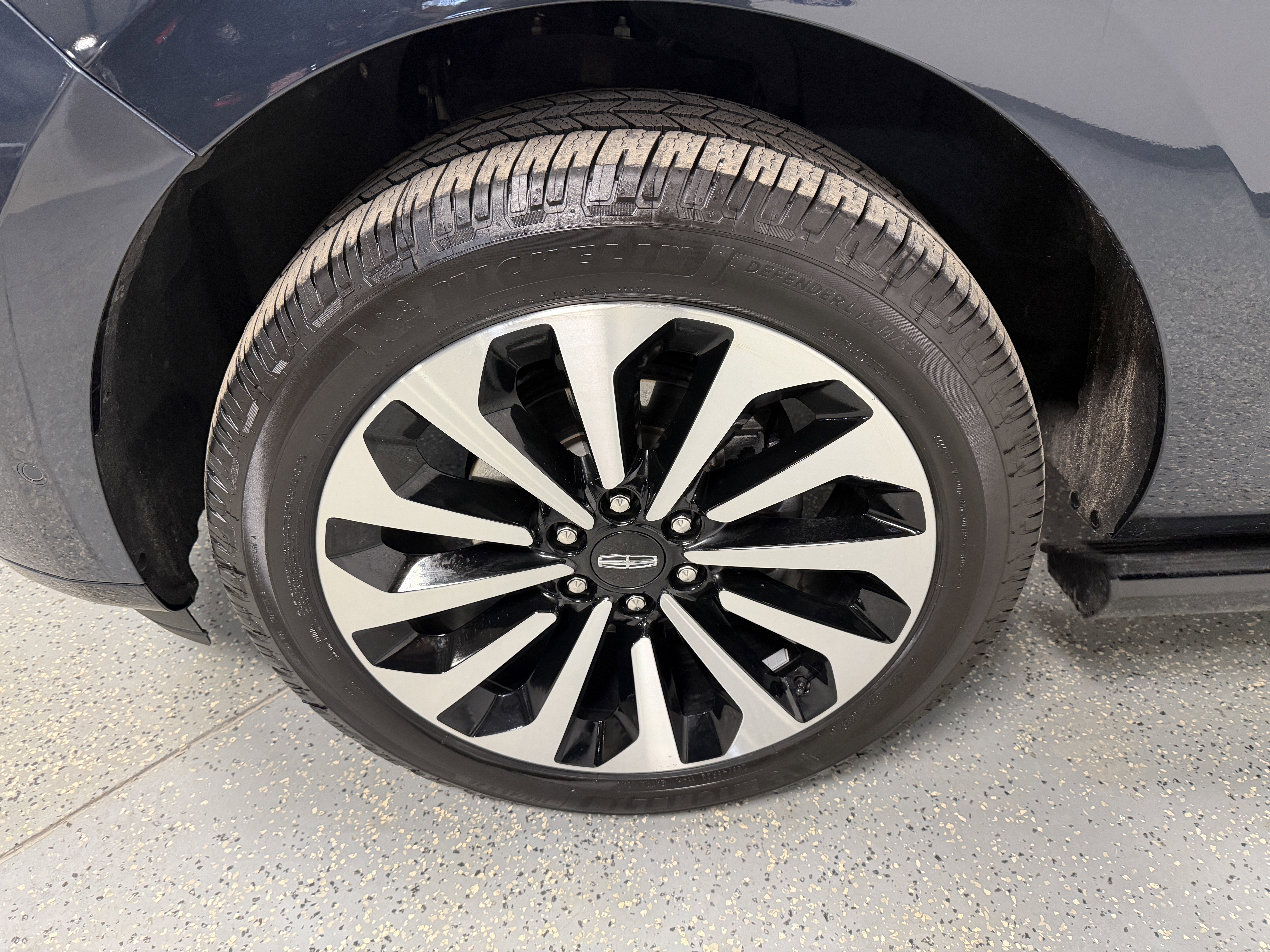 Used 2024 Lincoln Navigator Reserve AWD/4WD image 38