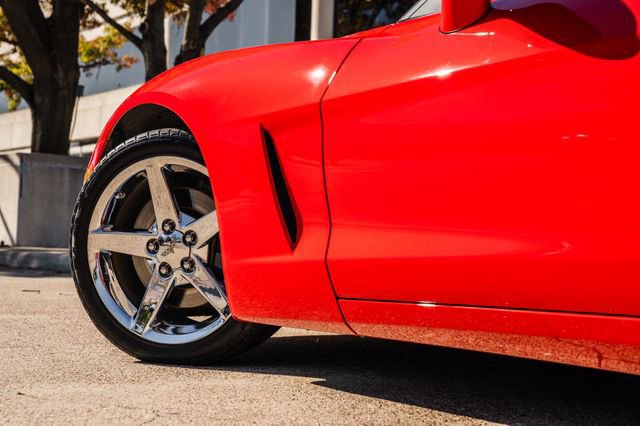 Used 2006 Chevrolet Corvette Convertible w/ Preferred Equipment Group image 24