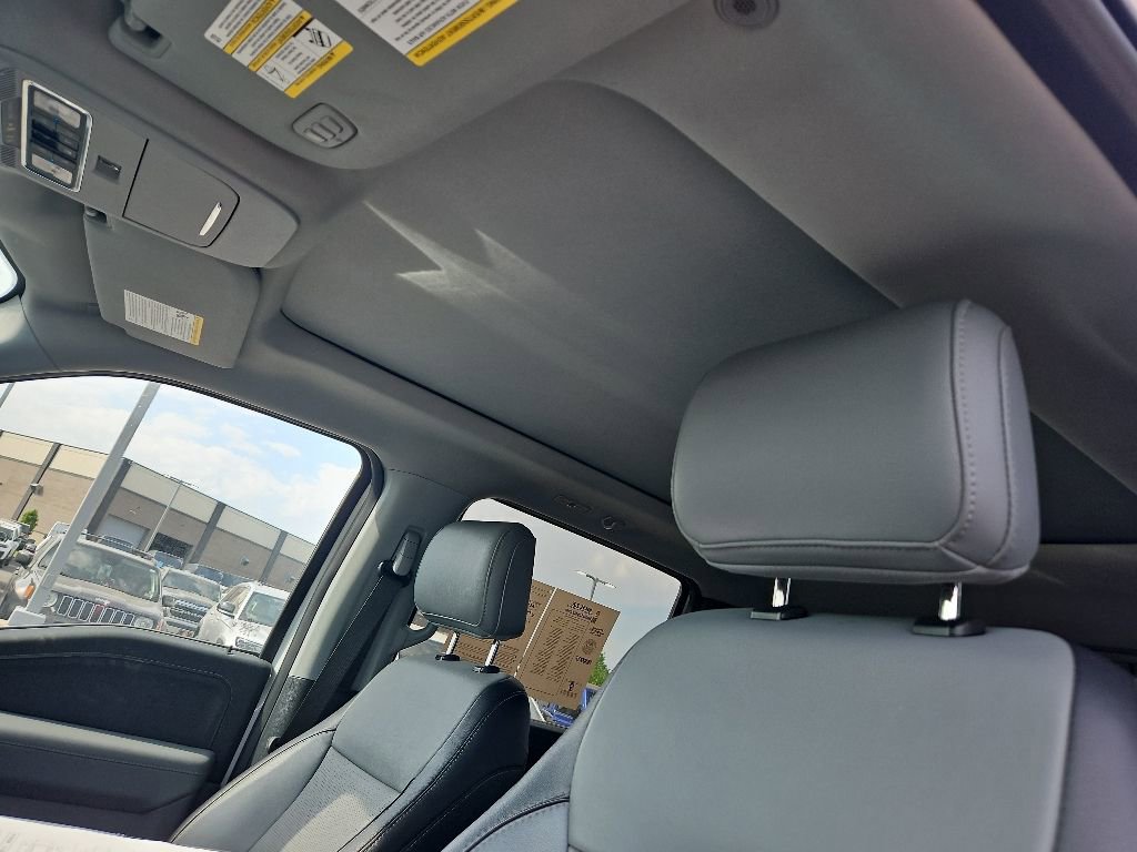 Used 2022 Ford F150 Lariat w/ Equipment Group 502A High AWD/4WD image 17